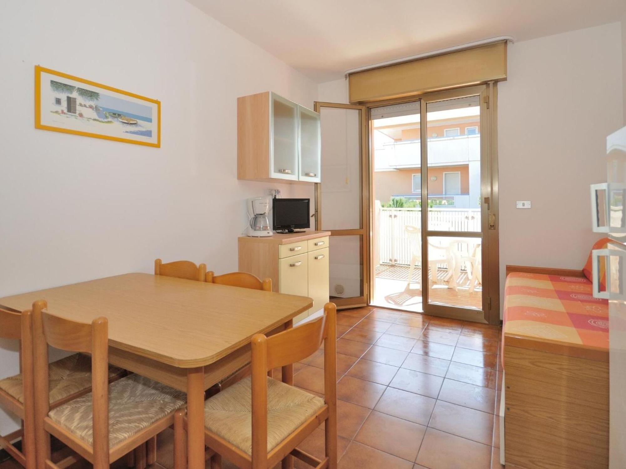 Apartment In Bibione Near Sea Beach Eksteriør bilde